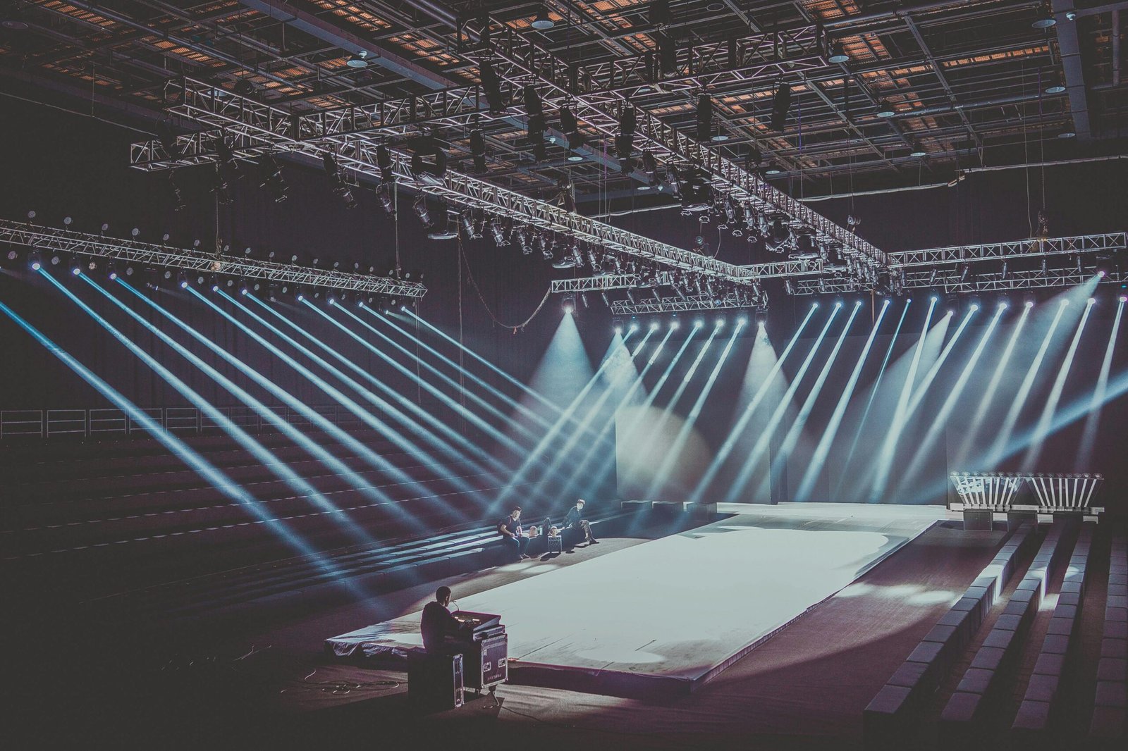 Professional event production Athens featuring custom stage design and LED screens.