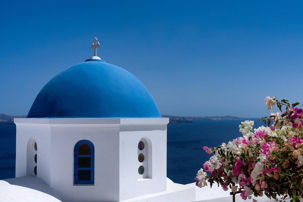 santorini, blue, dome, island, greece, blue sky, travel, vacation, mediterranean, architecture, landmark, famous, tourist, church, sky, holiday, nature, caldera